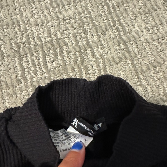 Black Zara top - Picture 2 of 2